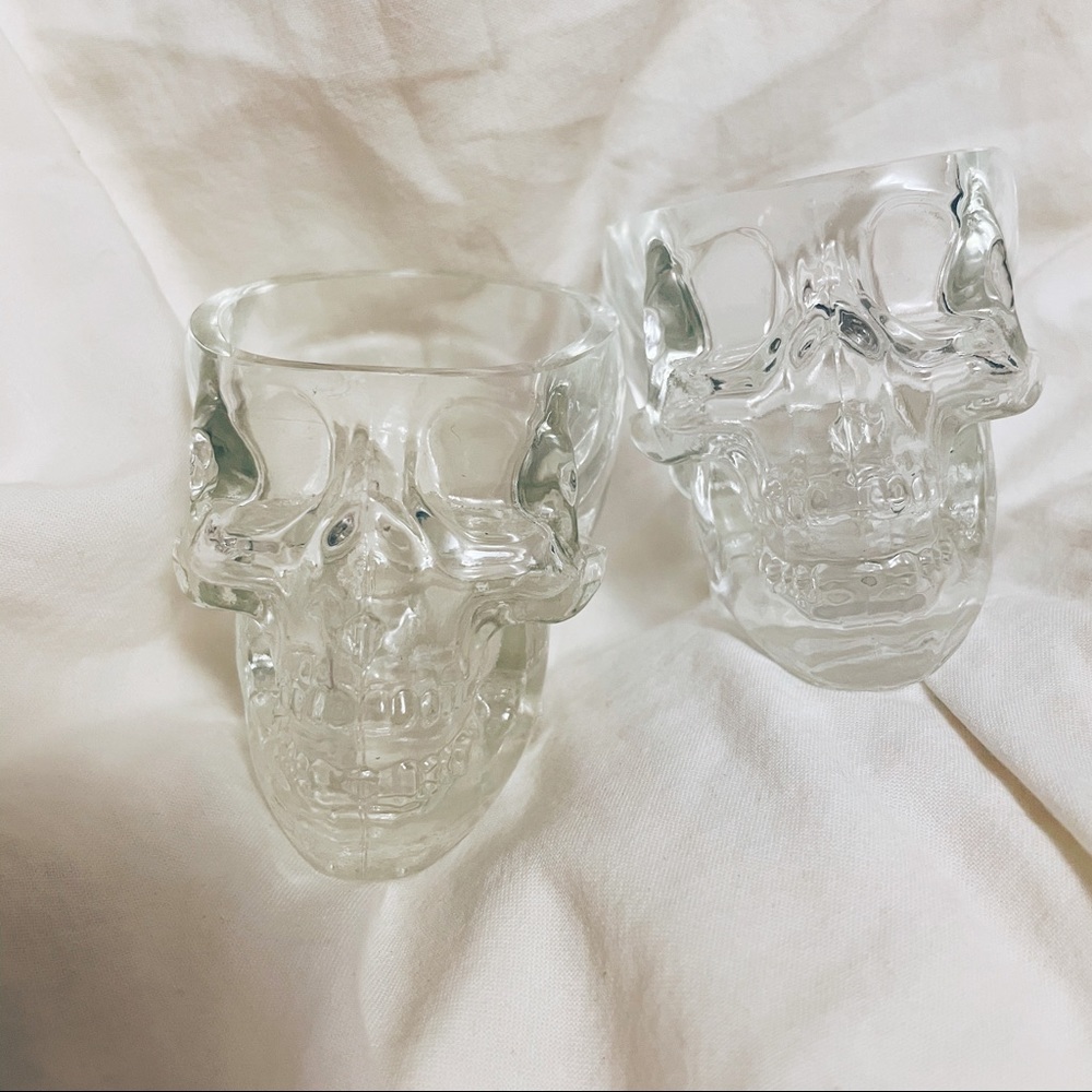 Skull shot glasses